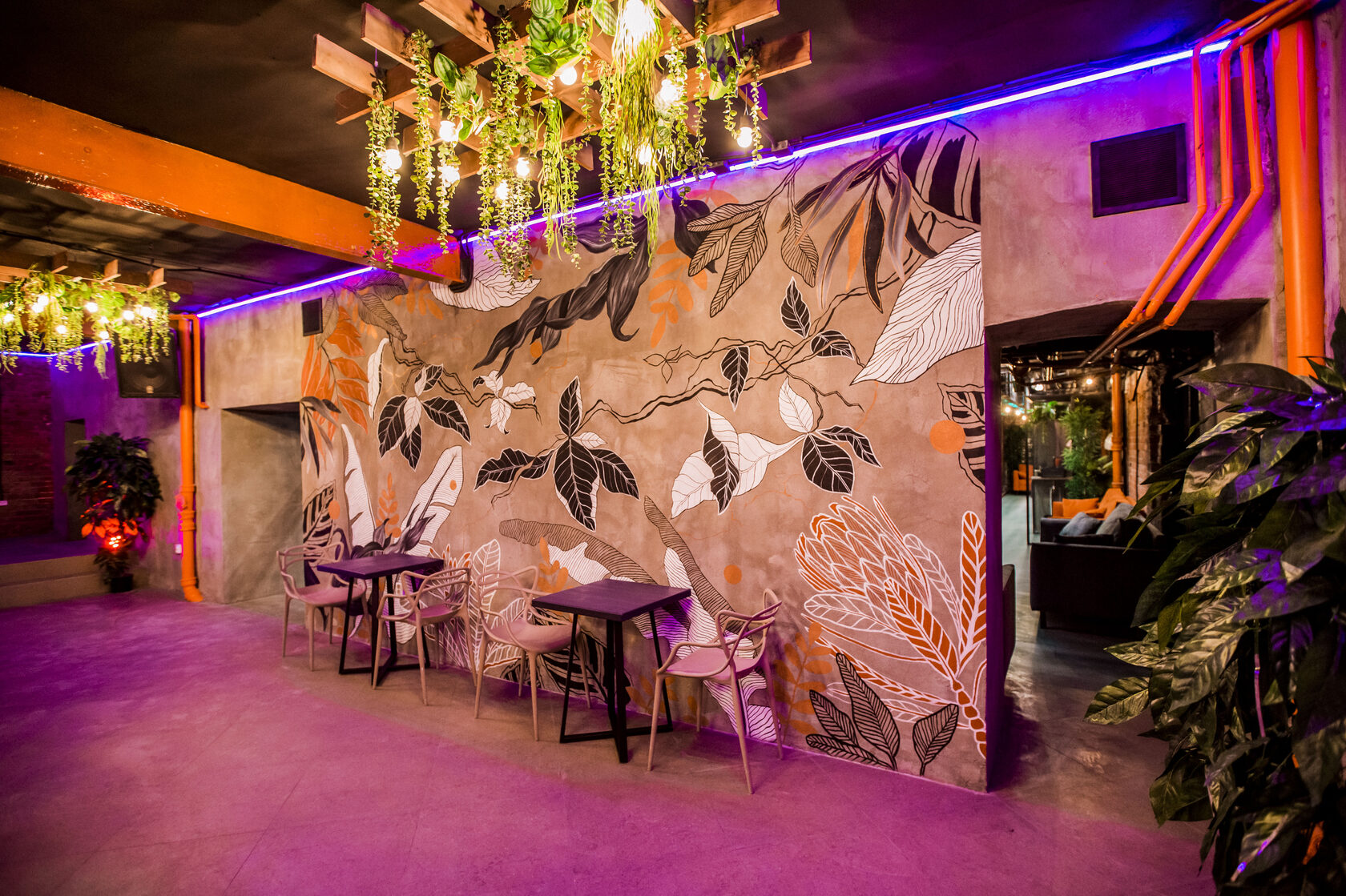 Фотография 4 площадки Клубный лофт со сценой и мощным звуком у Таганской — 190 м²