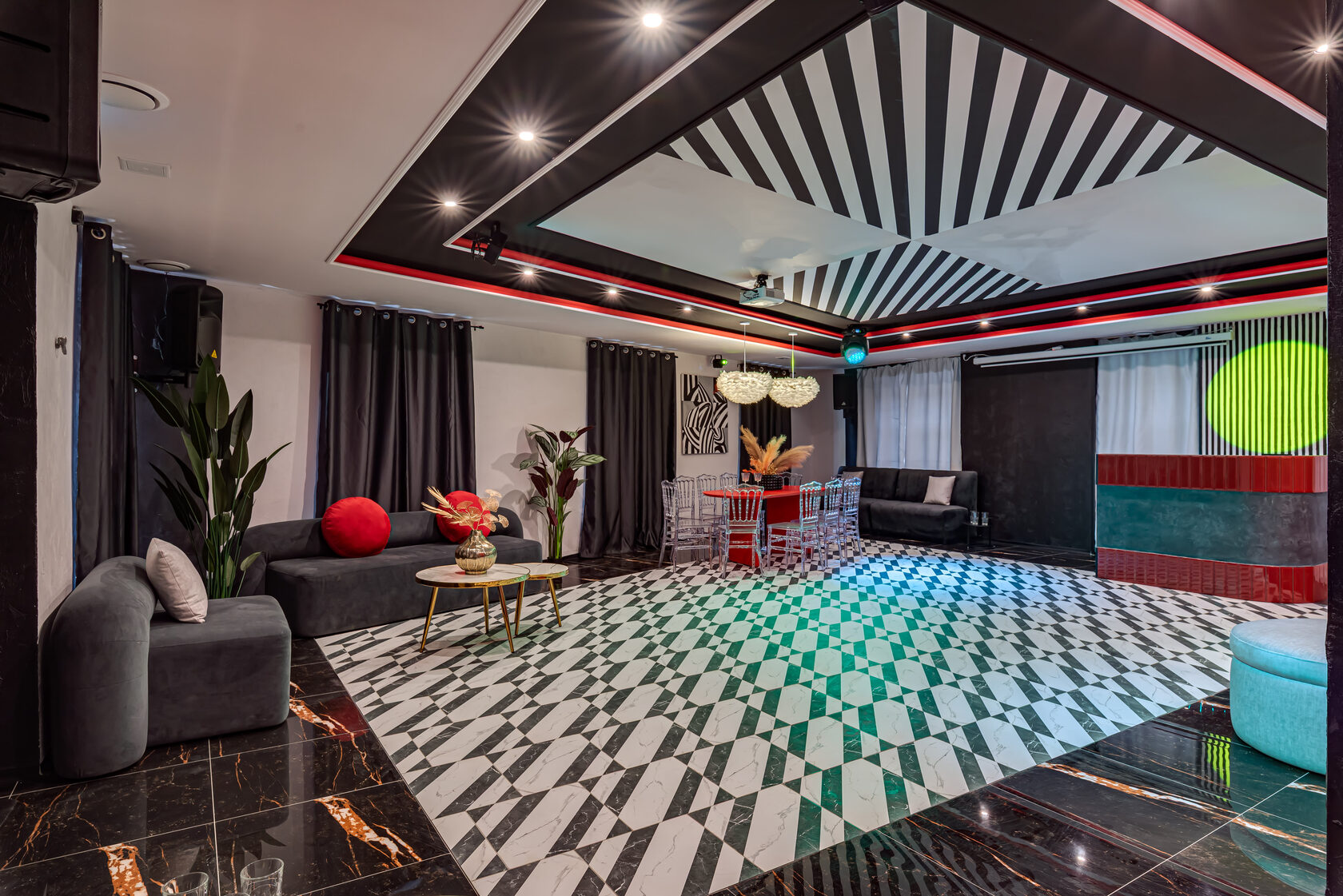 Фотография 2 площадки Стильный поп‑арт лофт у Бауманской