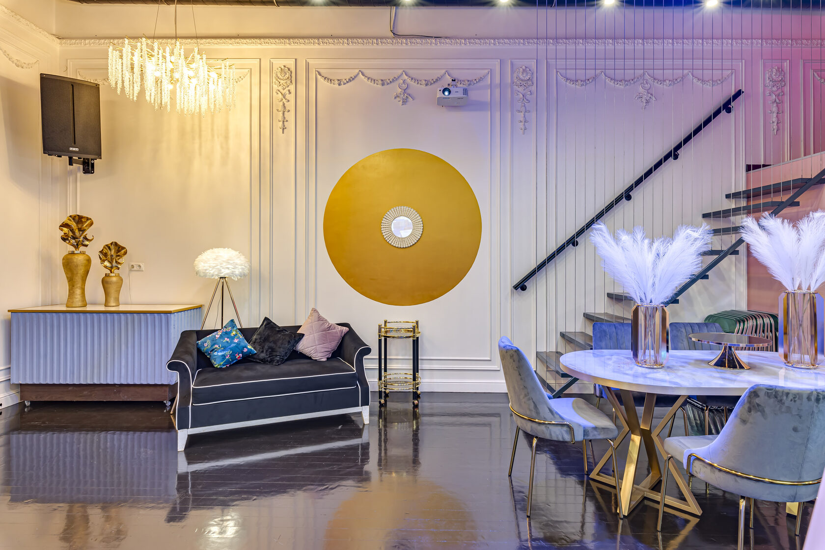 Фотография 7 площадки МАЙ Роза на Курской: двухуровневый зал 60 м²