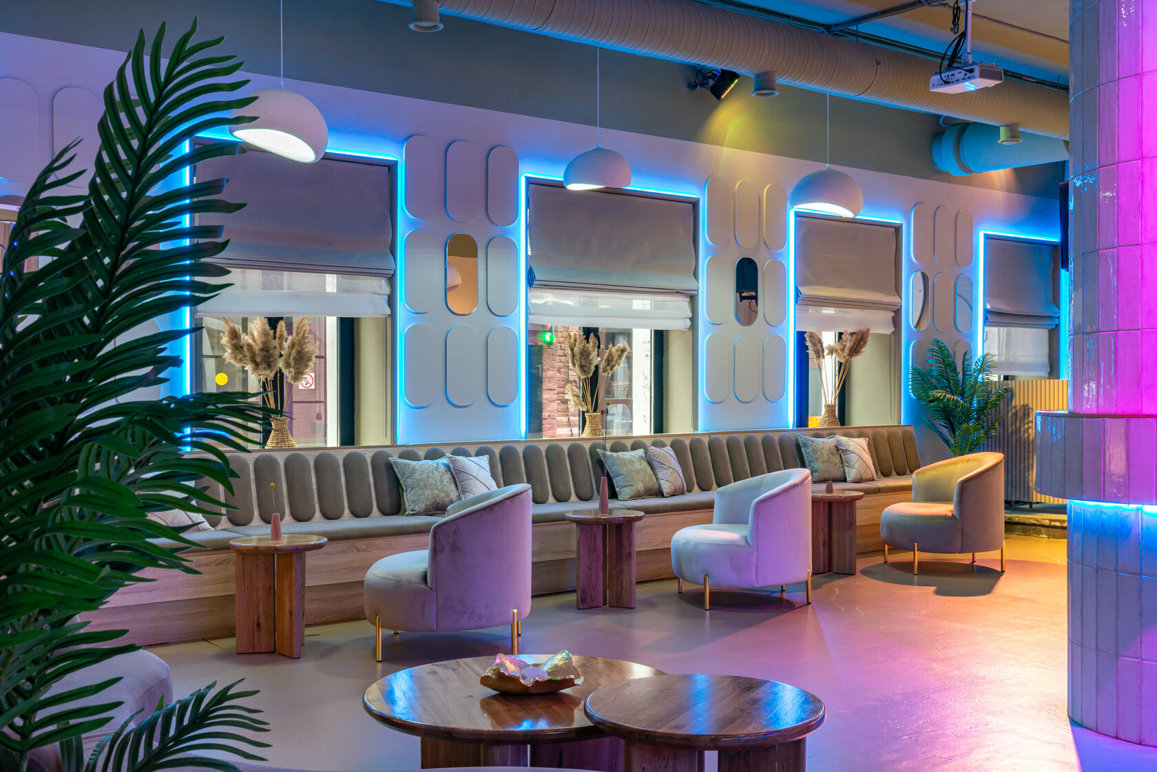 Фотография 4 площадки МАЙ на Красном Октябре: светлый зал 126 м² в стиле ваби‑саби