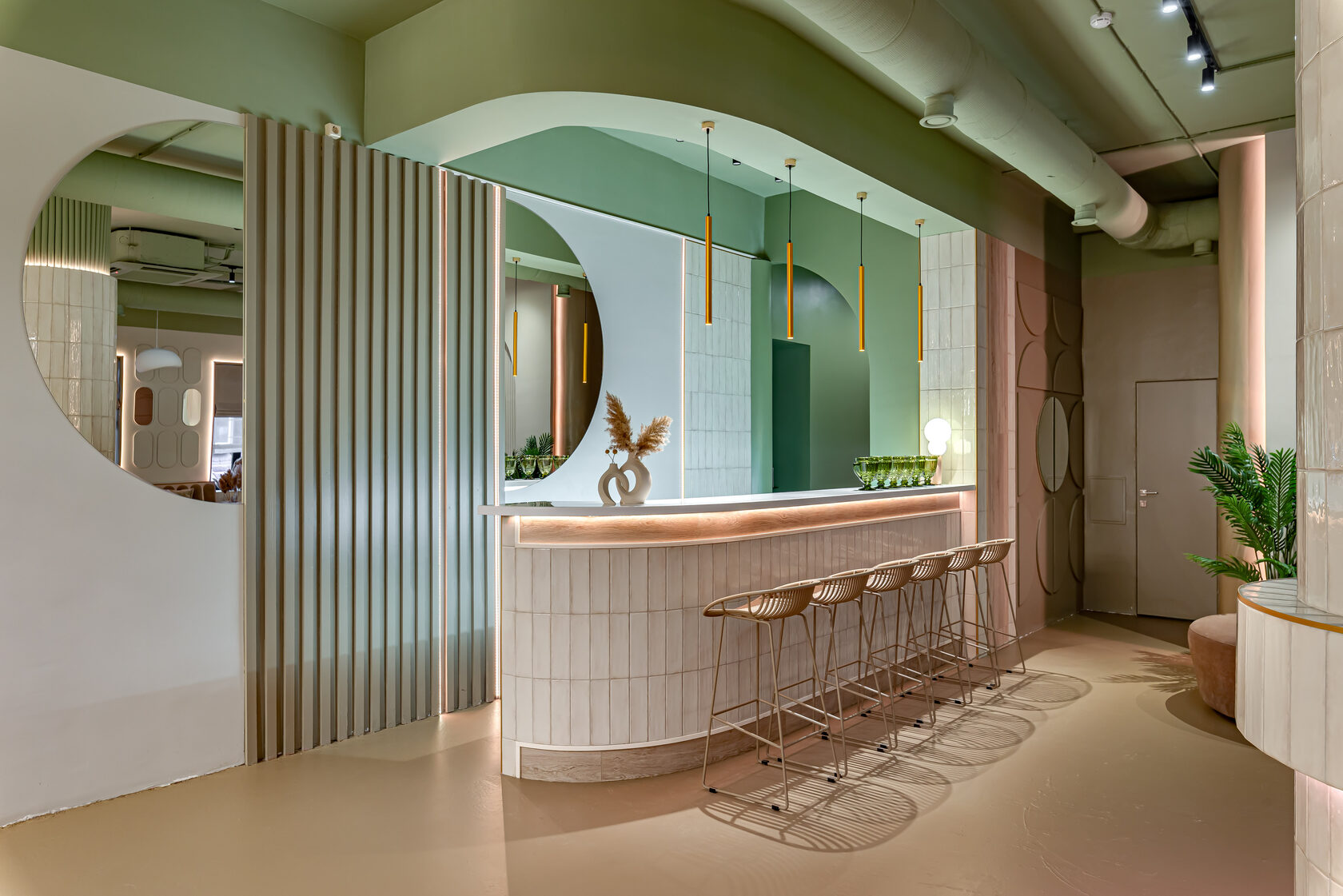 Фотография 15 площадки МАЙ на Красном Октябре: светлый зал 126 м² в стиле ваби‑саби