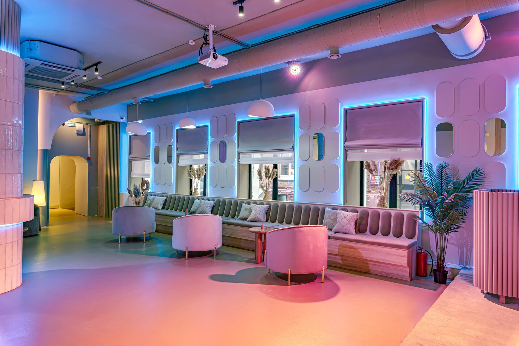 Фотография 22 площадки МАЙ на Красном Октябре: светлый зал 126 м² в стиле ваби‑саби