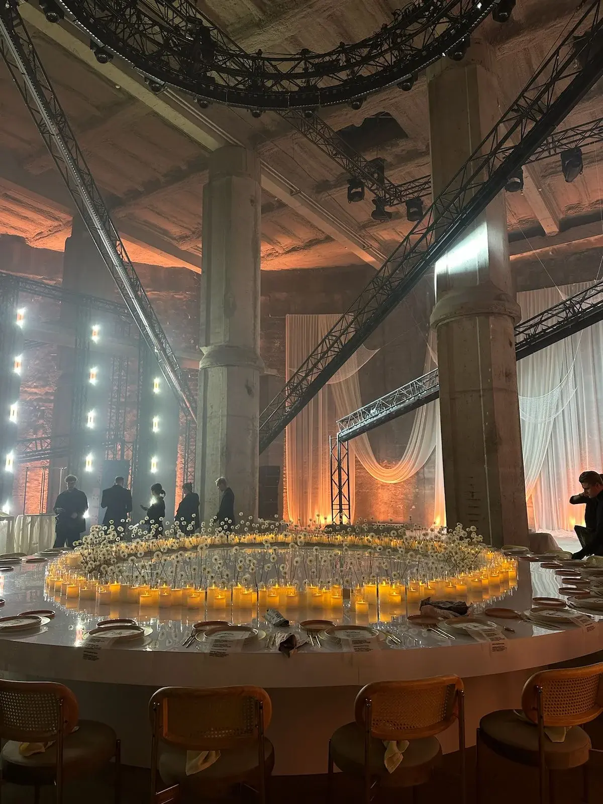 Фотография 12 площадки MONOLIT HALL: индустриальный зал 1000 м² на Волгоградском