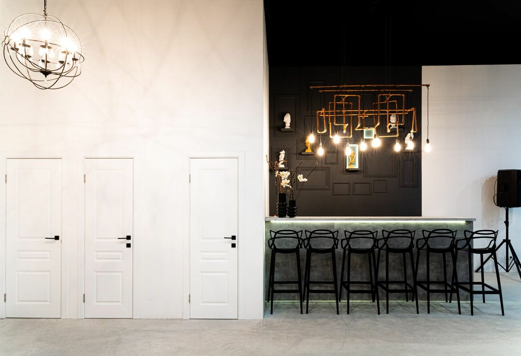 Фотография 4 площадки CLASSIC Loft на Тульской: зал с верандой 140 м²