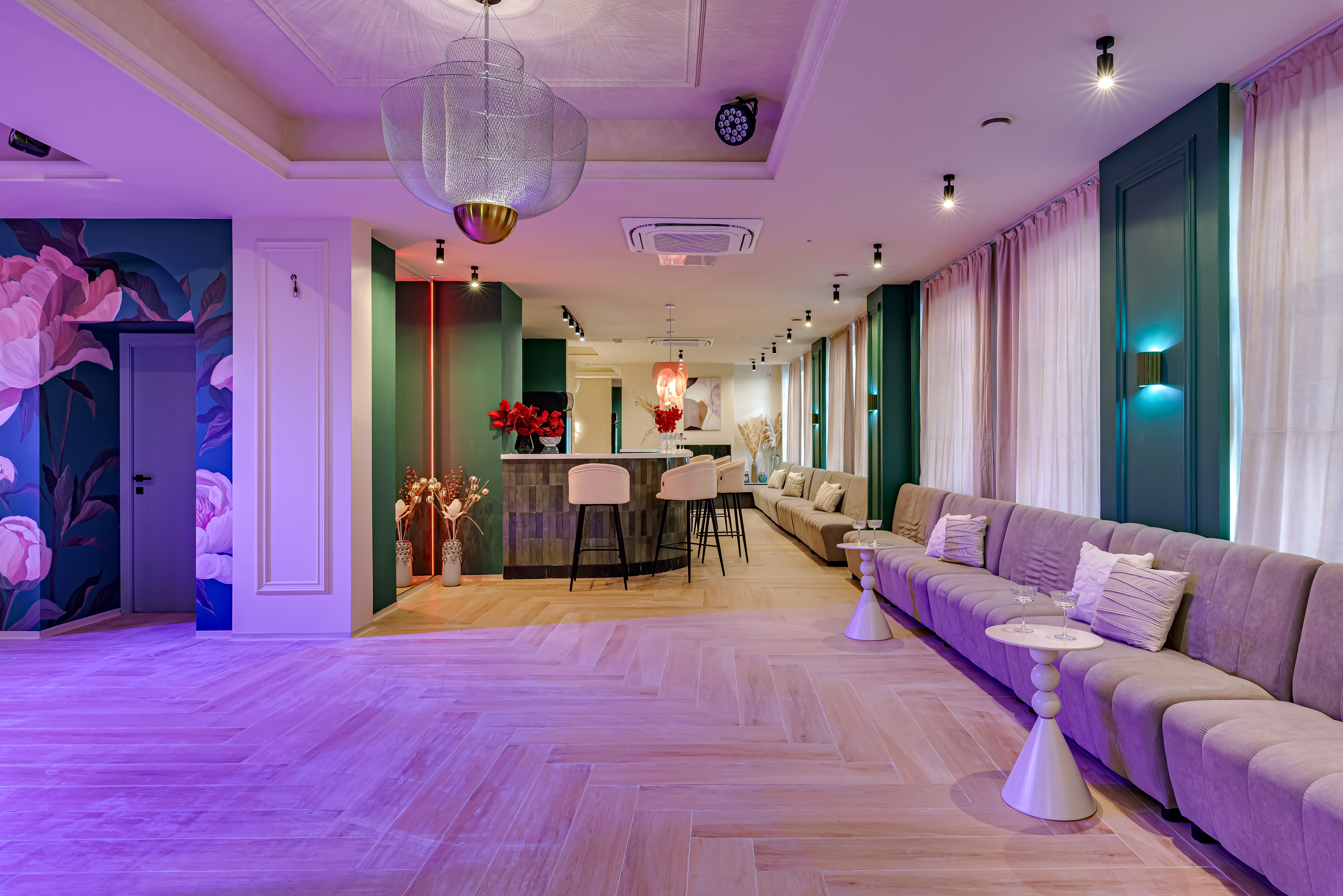 Фотография 8 площадки ФЛОУ на Бутырской: светлый зал 154 м²