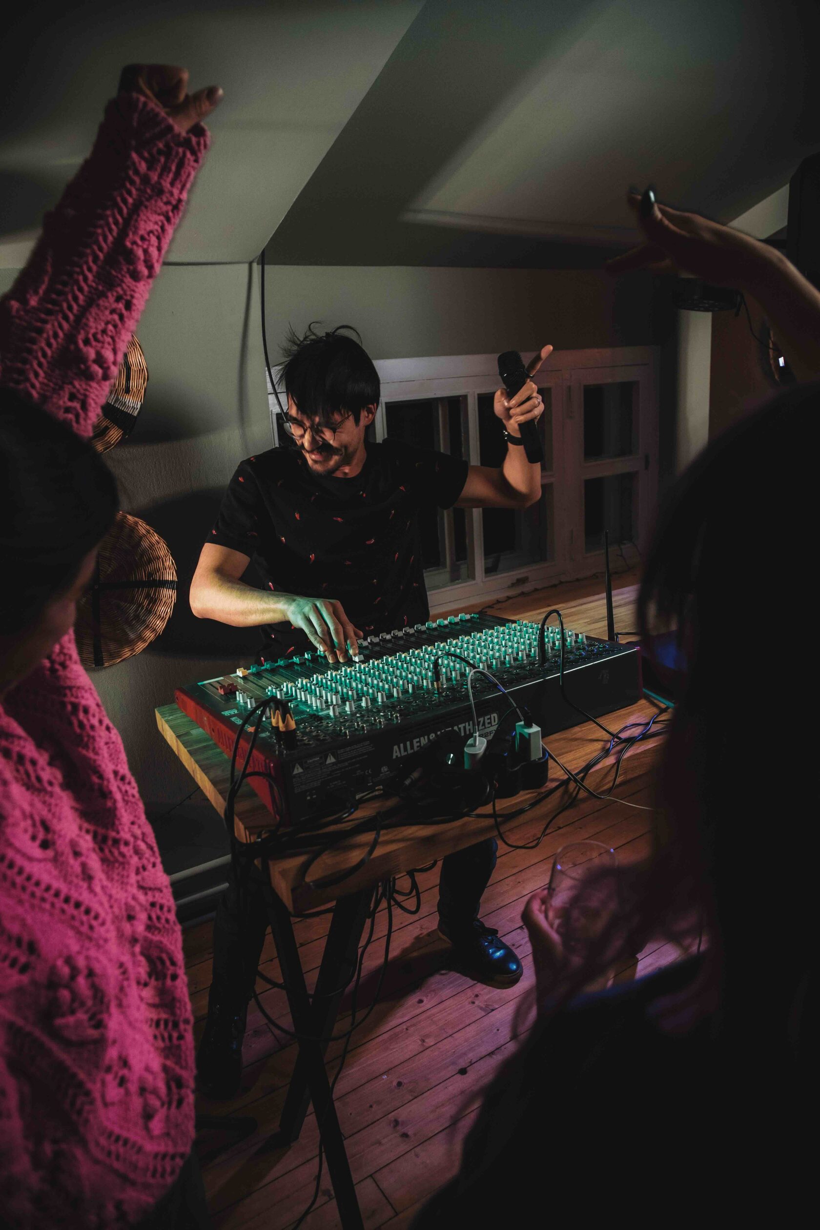 Фотография 10 площадки Soul House на Новорязанской: домик в парке, 150 м² + двор