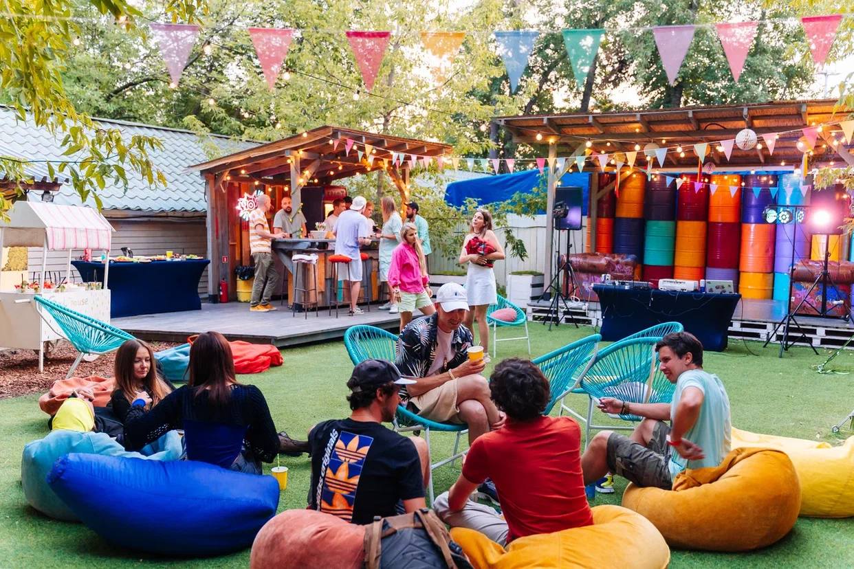 Фотография 17 площадки Soul House на Новорязанской: домик в парке, 150 м² + двор