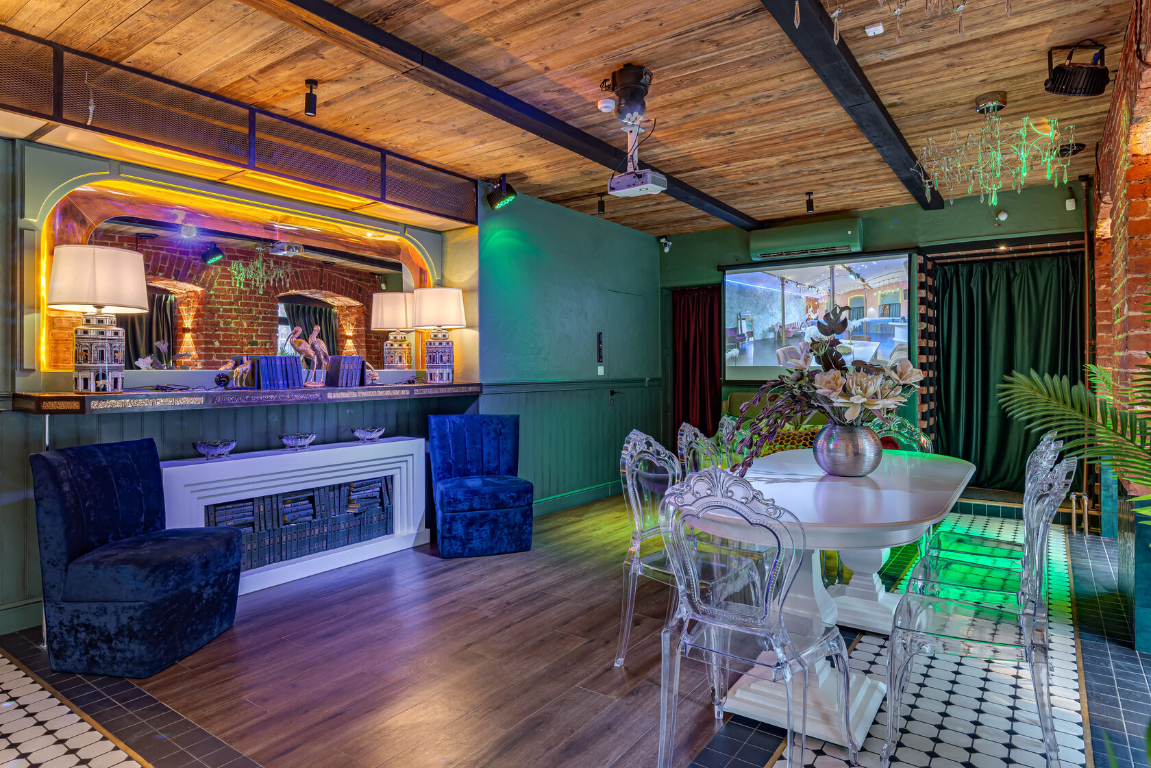 Фотография 6 площадки МАЙ Гоголь на Курской: поп‑арт зал 50 м²