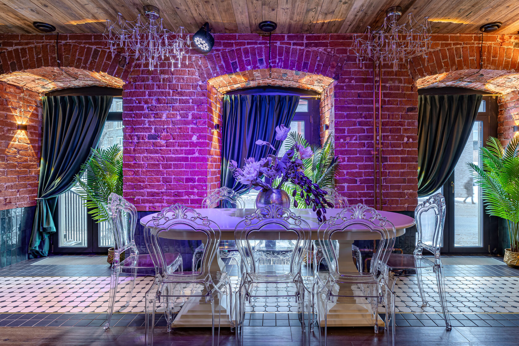 Фотография 9 площадки МАЙ Гоголь на Курской: поп‑арт зал 50 м²