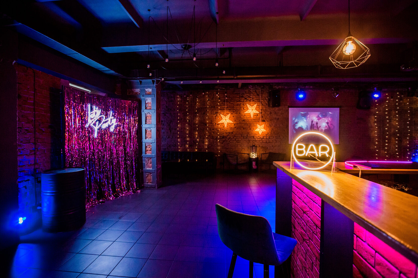 Фотография 5 площадки Exit Loft на Дубровке: зал 140 м² и крыша 220 м²