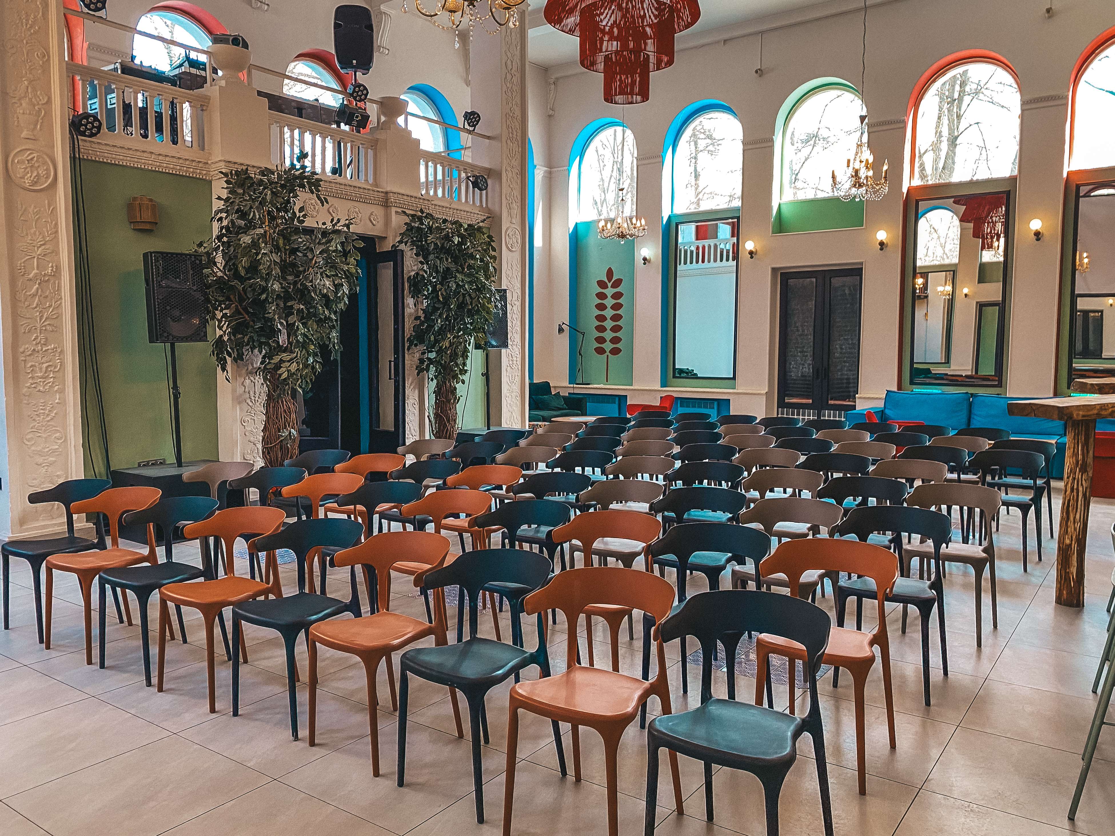 Фотография 21 площадки Виола в Сокольниках: большой зал 320 м²