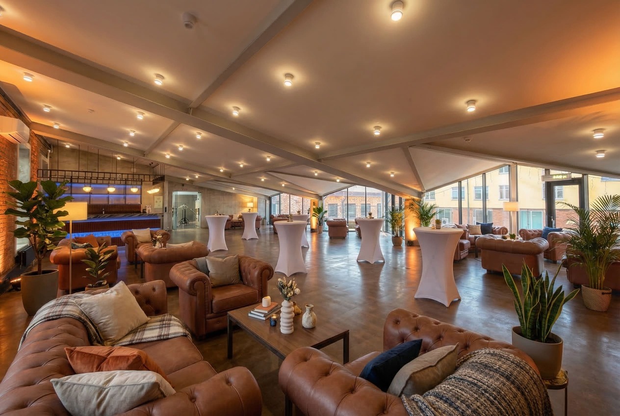 Фотография 9 площадки Мансарда на Чистых прудах: светлый зал с верандой, 150 м²