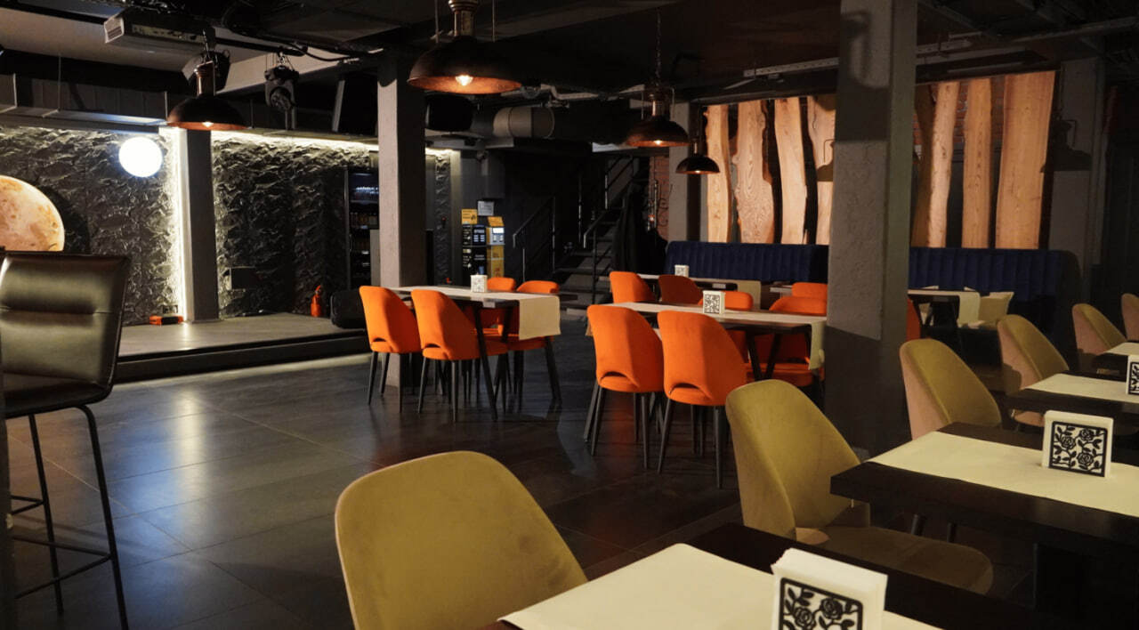 Фотография 1 площадки СПУТНИК на Таганской: бар‑ресторан с верандой 340 м²