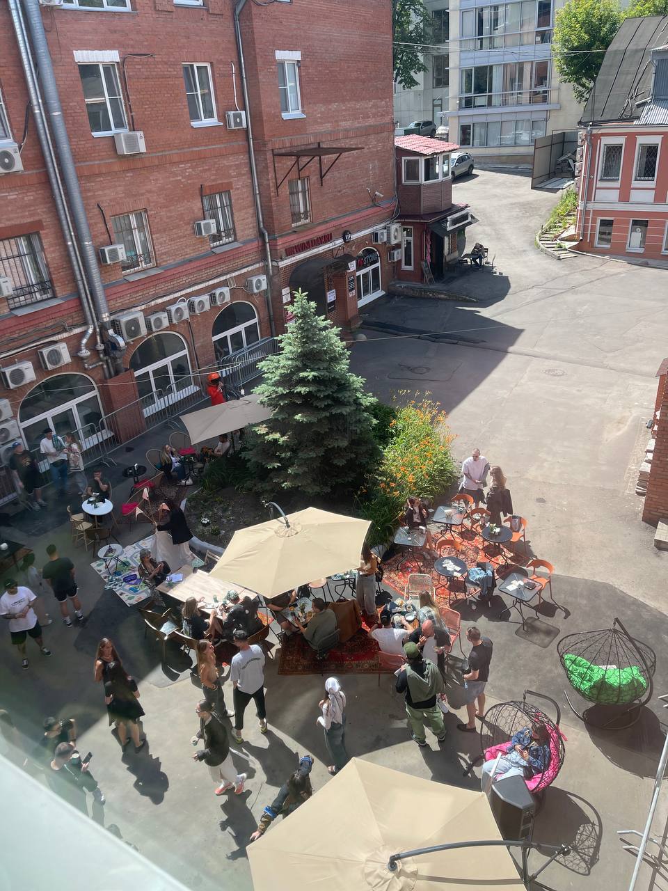 Фотография 10 площадки СПУТНИК на Таганской: бар‑ресторан с верандой 340 м²