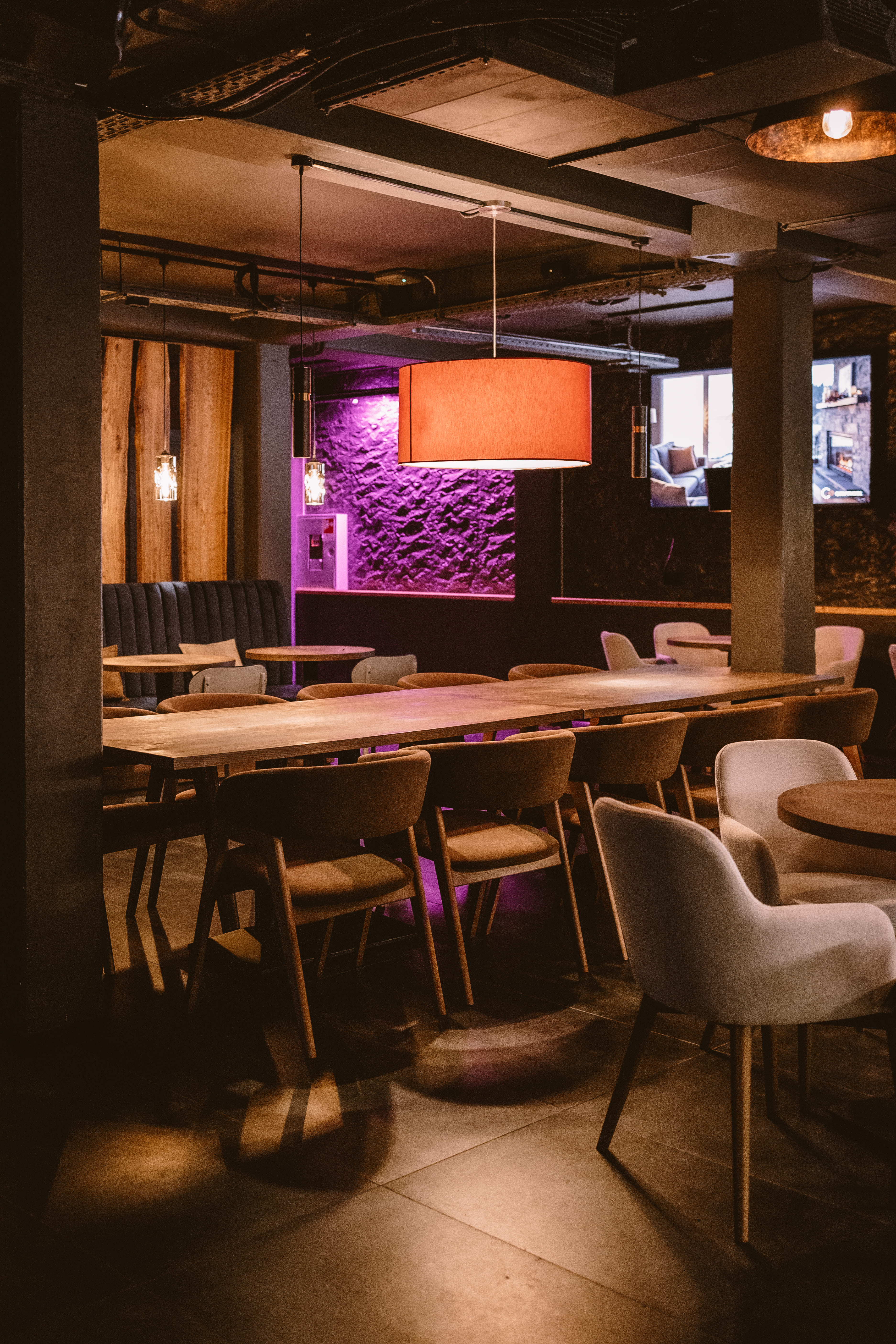 Фотография 3 площадки Интеллигентный бар на Таганской с верандой 340 м²