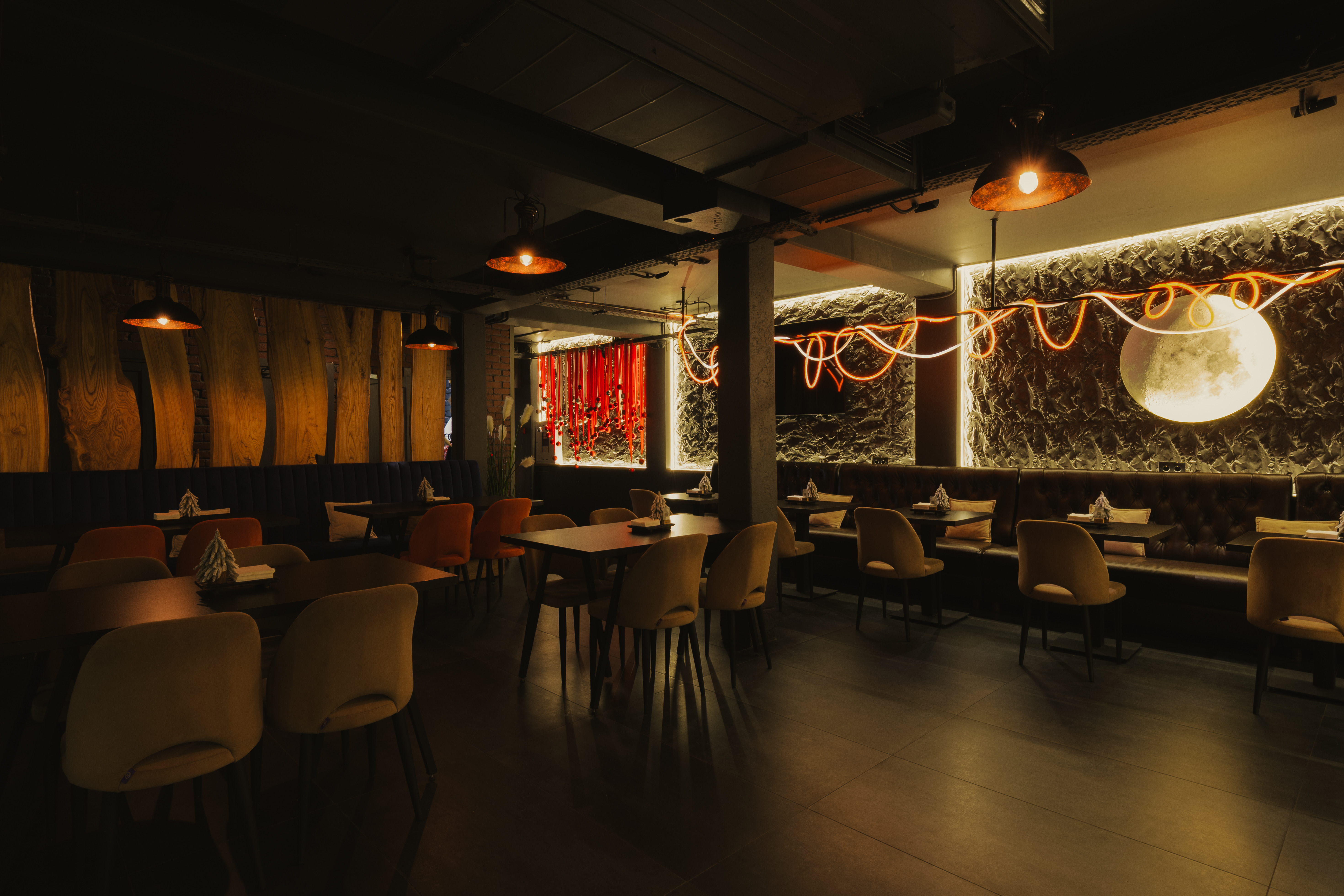 Фотография 4 площадки СПУТНИК на Таганской: бар‑ресторан с верандой 340 м²