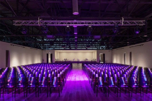 Фотография 10 площадки «Пульсар» в центре: трансформируемый зал 1000 м²