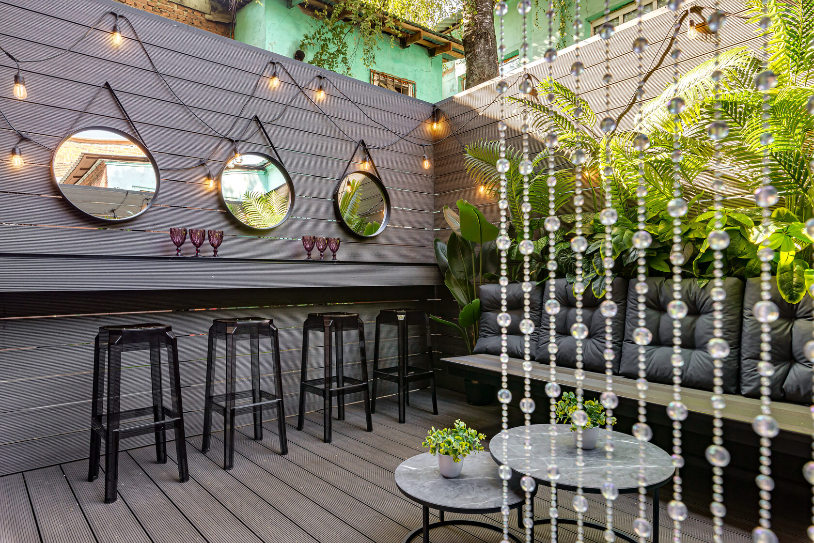 Фотография 12 площадки Молекула на Бауманской: уютный зал 46 м² с верандой