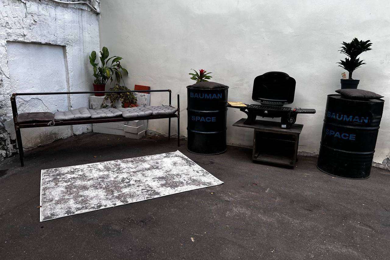 Фотография 12 площадки Неоновый лофт с зоной барбекю, 5 минут от Бауманской