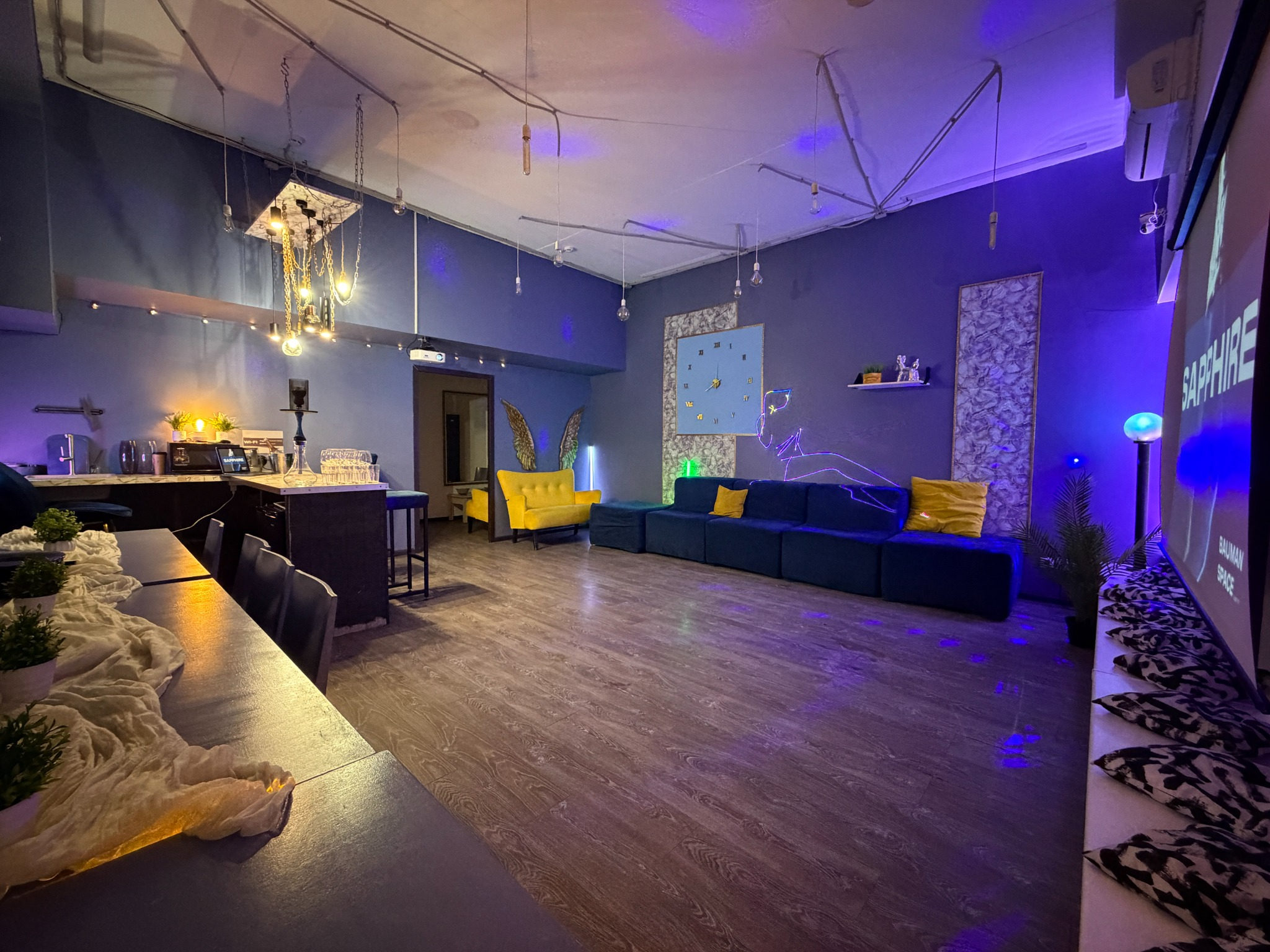 Фотография 4 площадки Яркий, классический лофт с караоке, 8 минут от метро