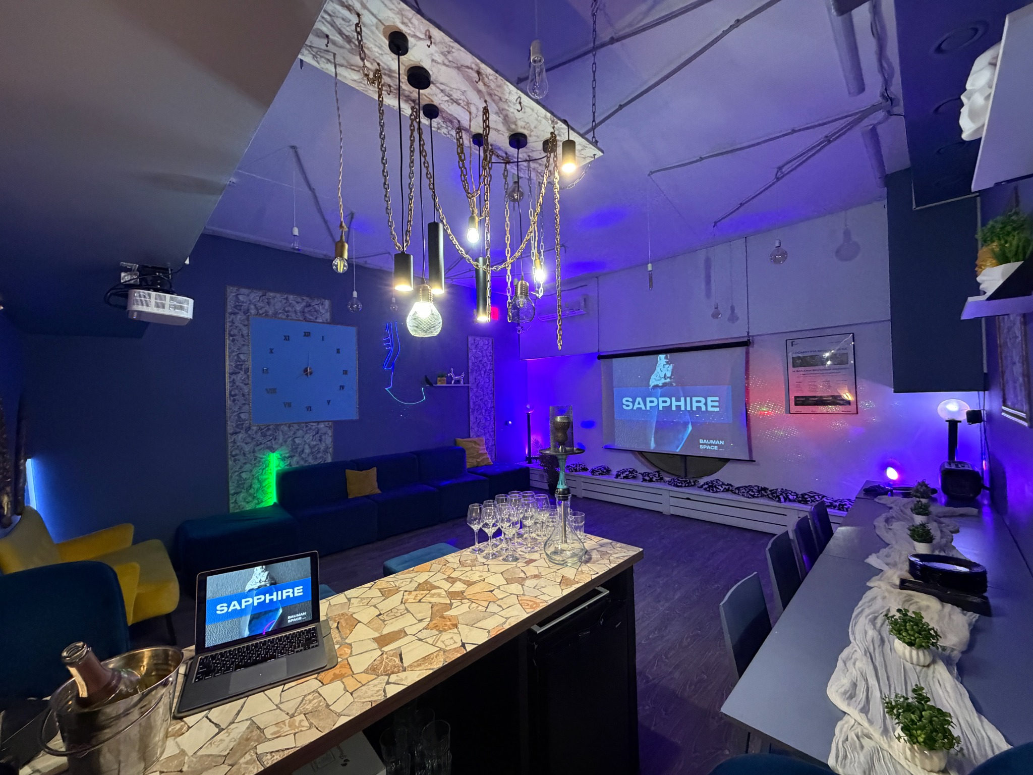 Фотография 3 площадки Яркий, классический лофт с караоке, 8 минут от метро