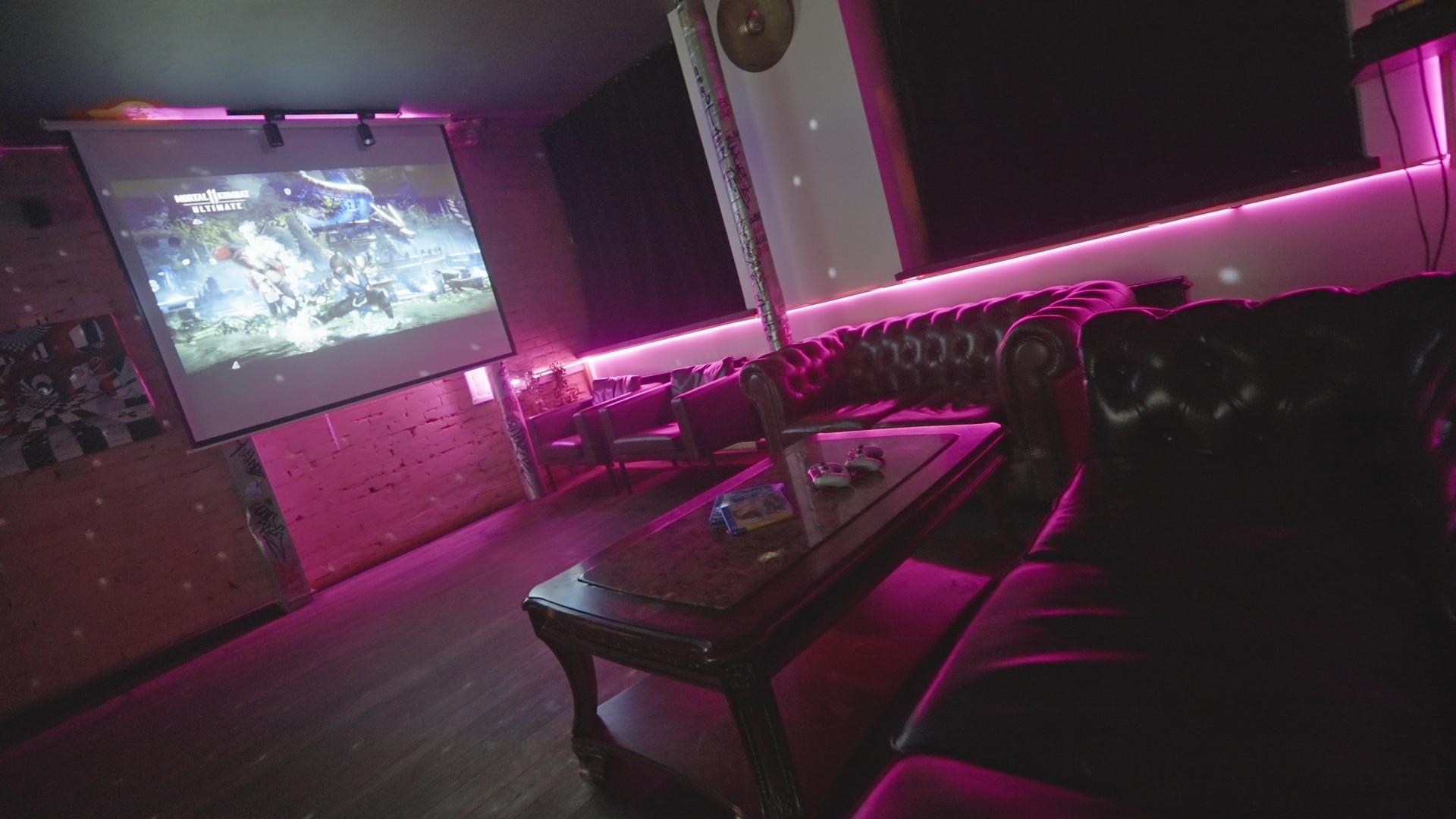 Фотография 6 площадки Двухуровневое арт-пространство с верандой