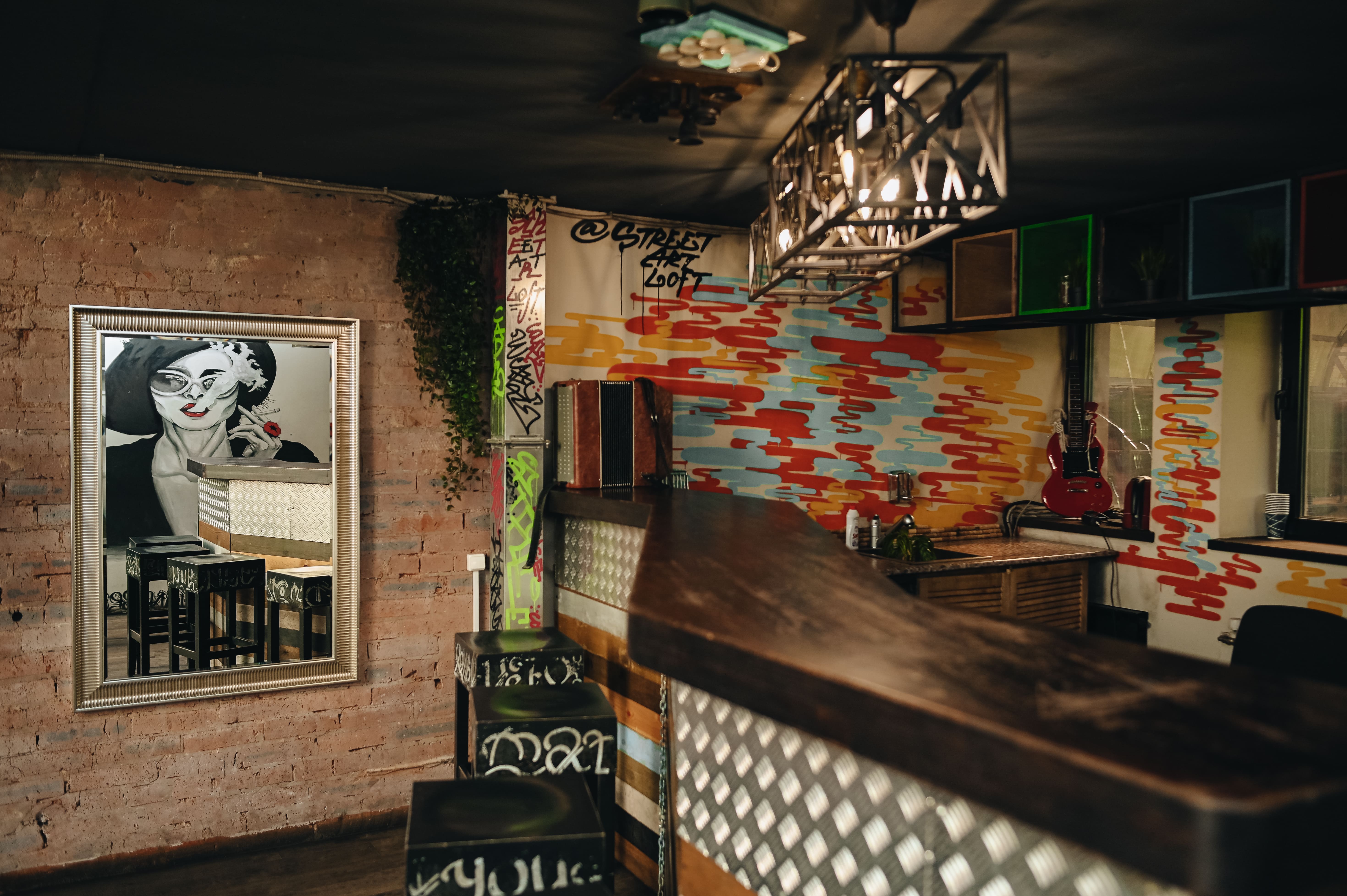 Фотография 2 площадки Двухуровневое арт-пространство с верандой