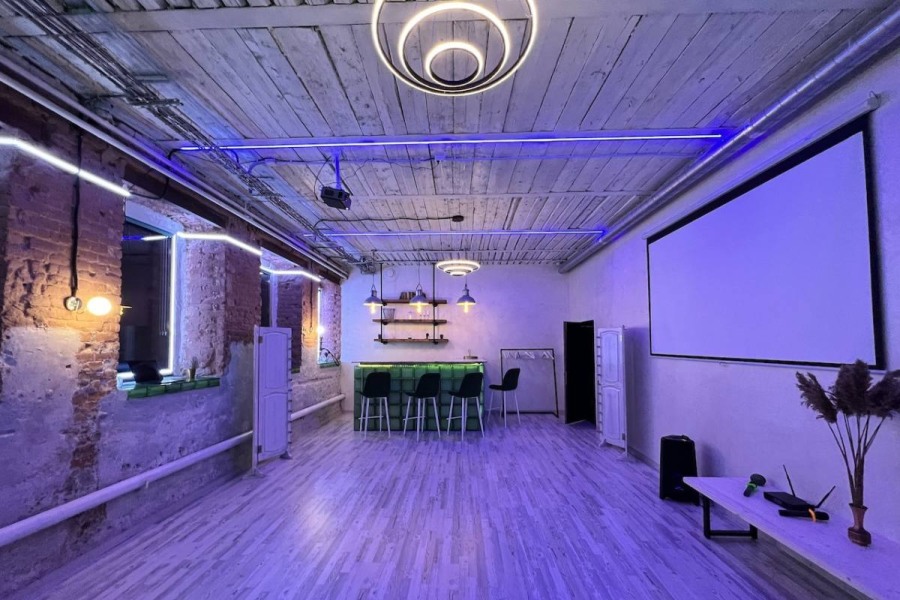 Фотография 1 площадки Светлый лофт с большим количеством окон, 7 минут от метро