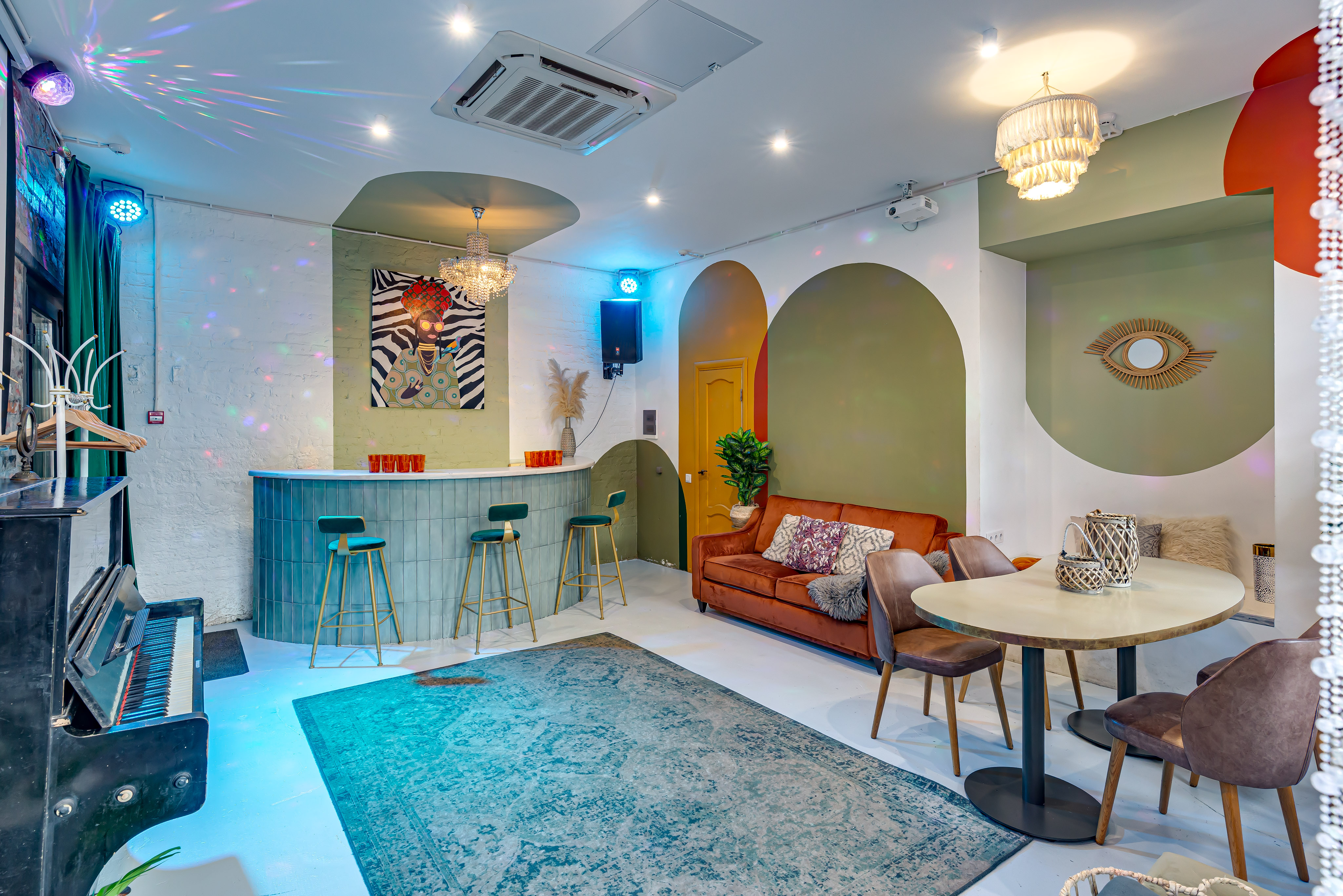 Фотография 1 площадки Лофт с верандой на Электрозаводской