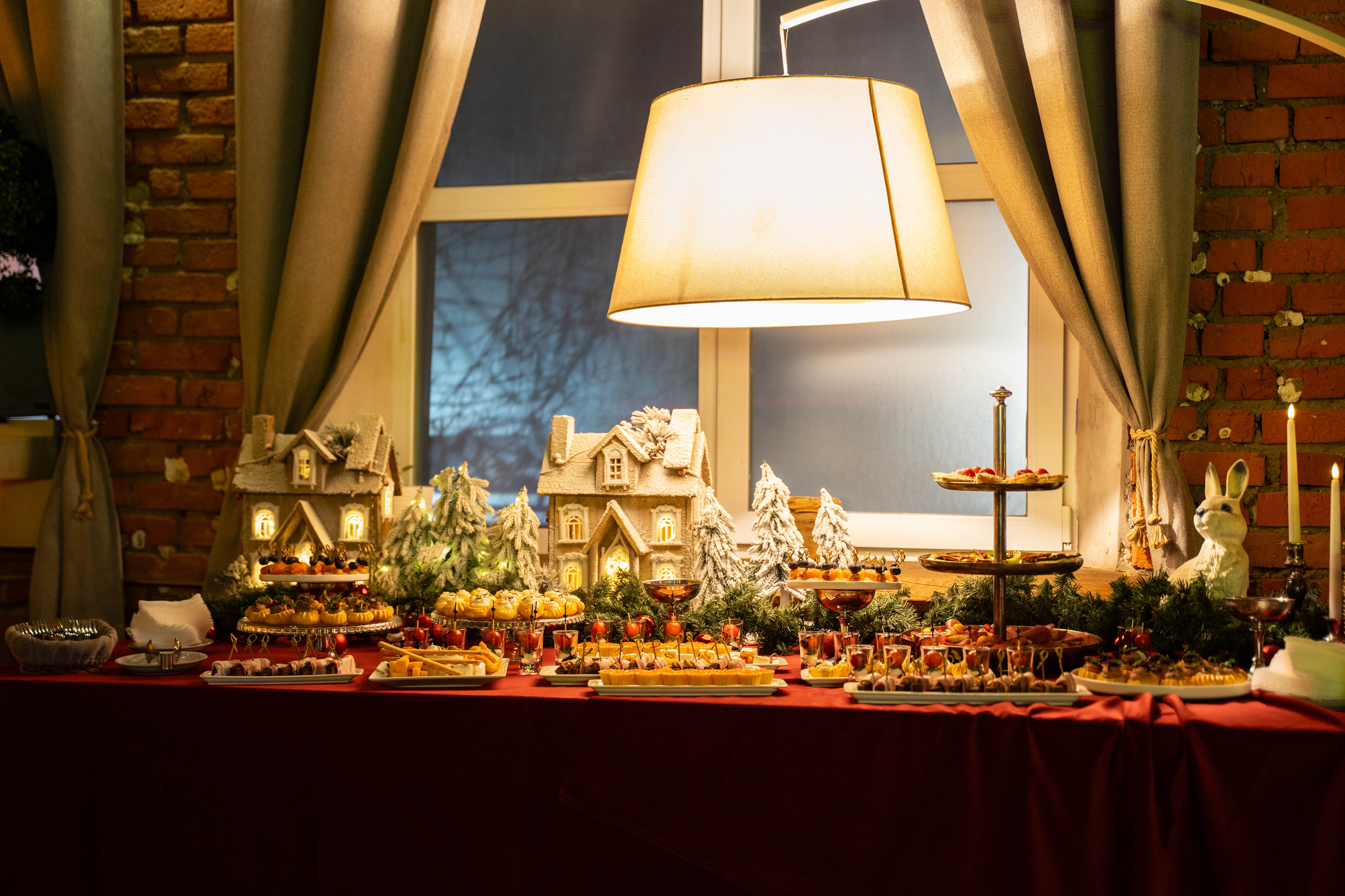 Фотография 2 площадки Эксклюзивное пространство в стиле шале с камином