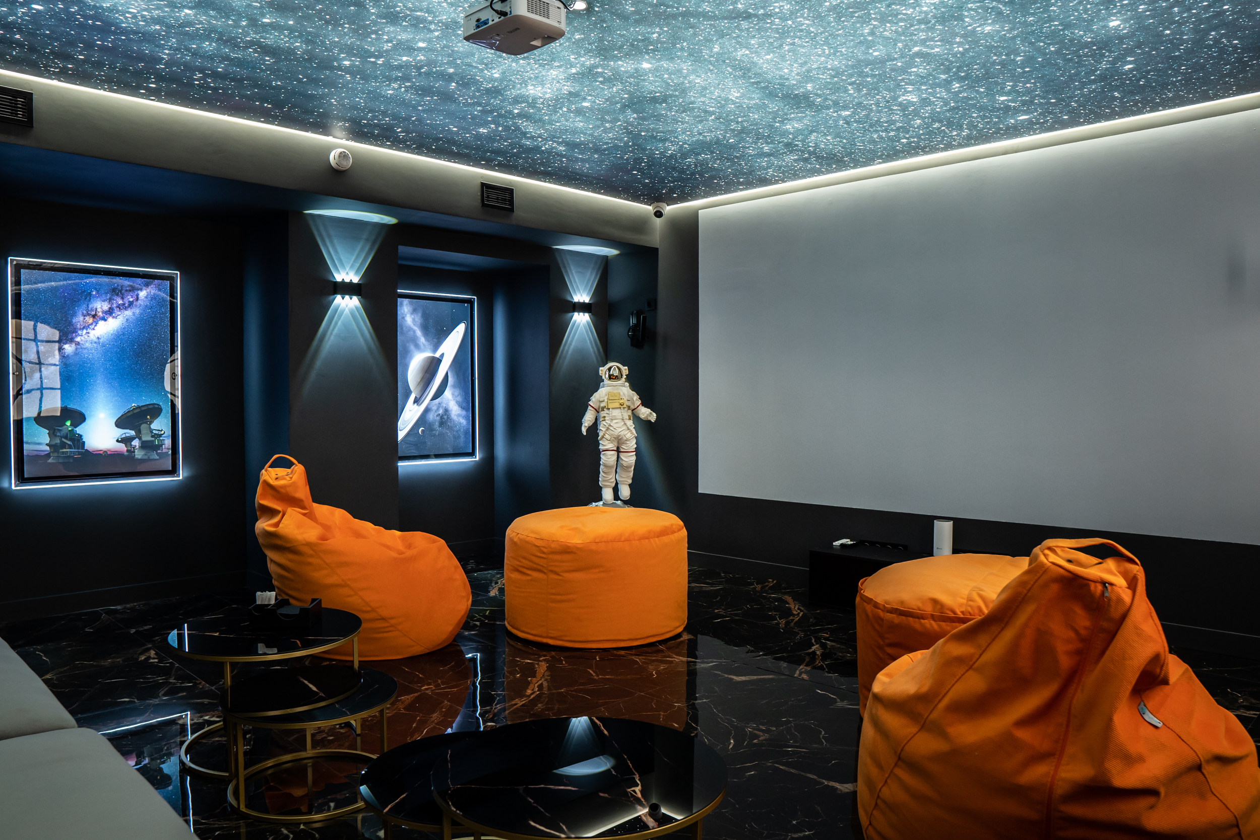 Фотография 7 площадки Караоке-лофт в центре Москвы, зал 5