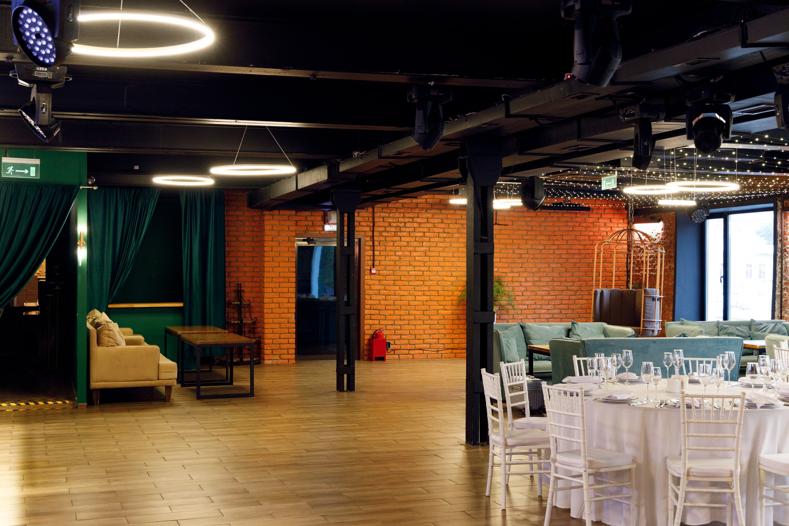 Фотография 18 площадки Лофт на территории фабрики «Красный октябрь»