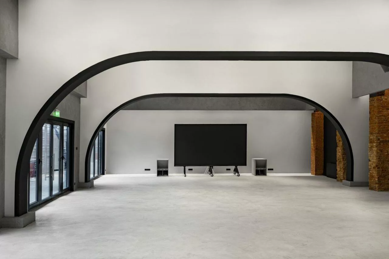 Фотография 1 площадки Светлое пространство в современном стиле