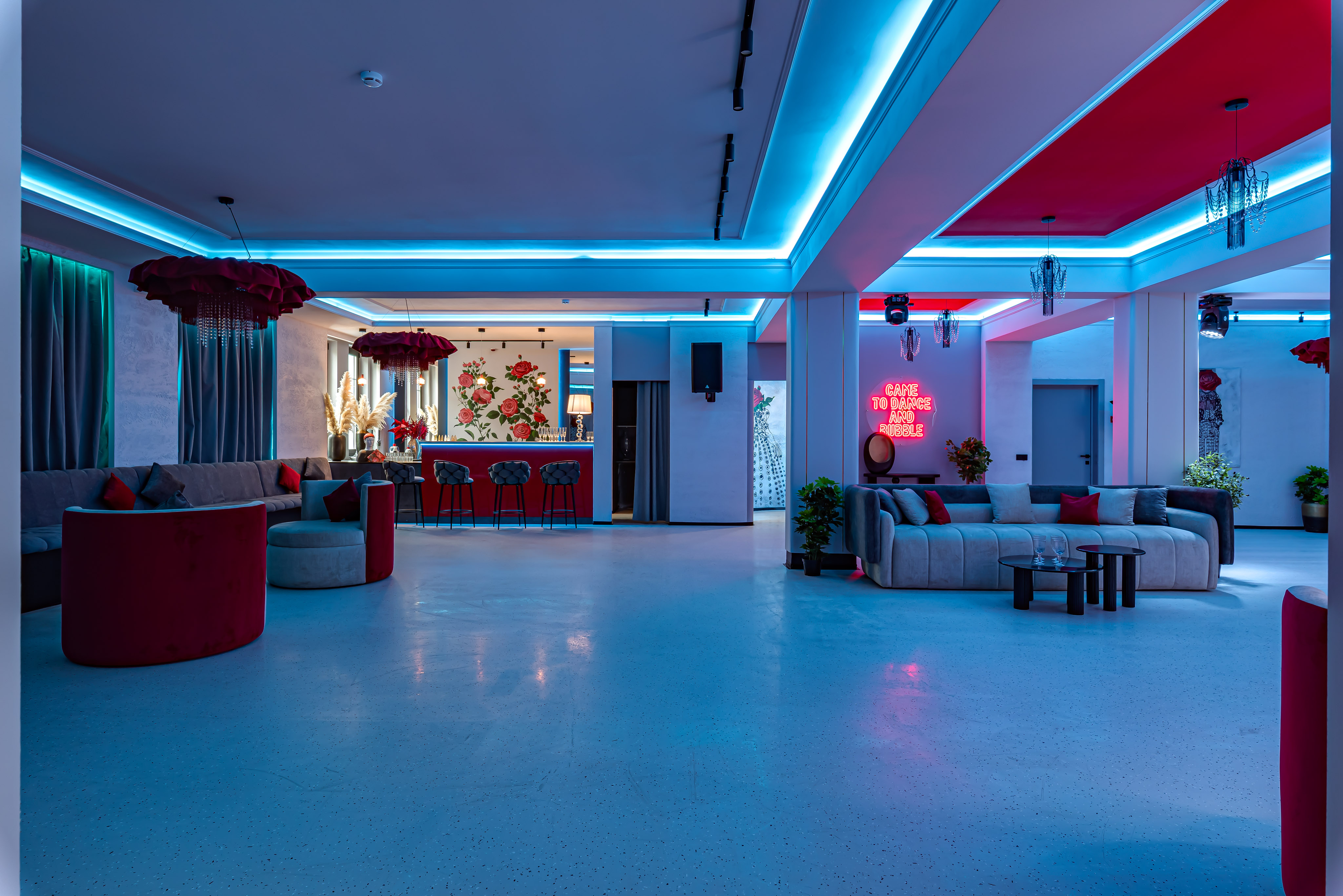 Фотография 16 площадки Лофт с караоке на Полянке