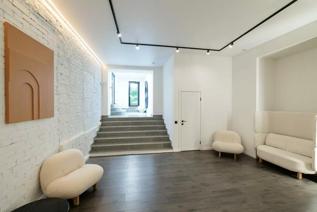 Фотография 4 площадки Светлый лофт с верандой