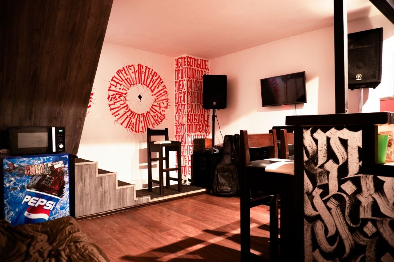 Фотография 4 площадки Двухэтажный мини-лофт бар на Угрешской