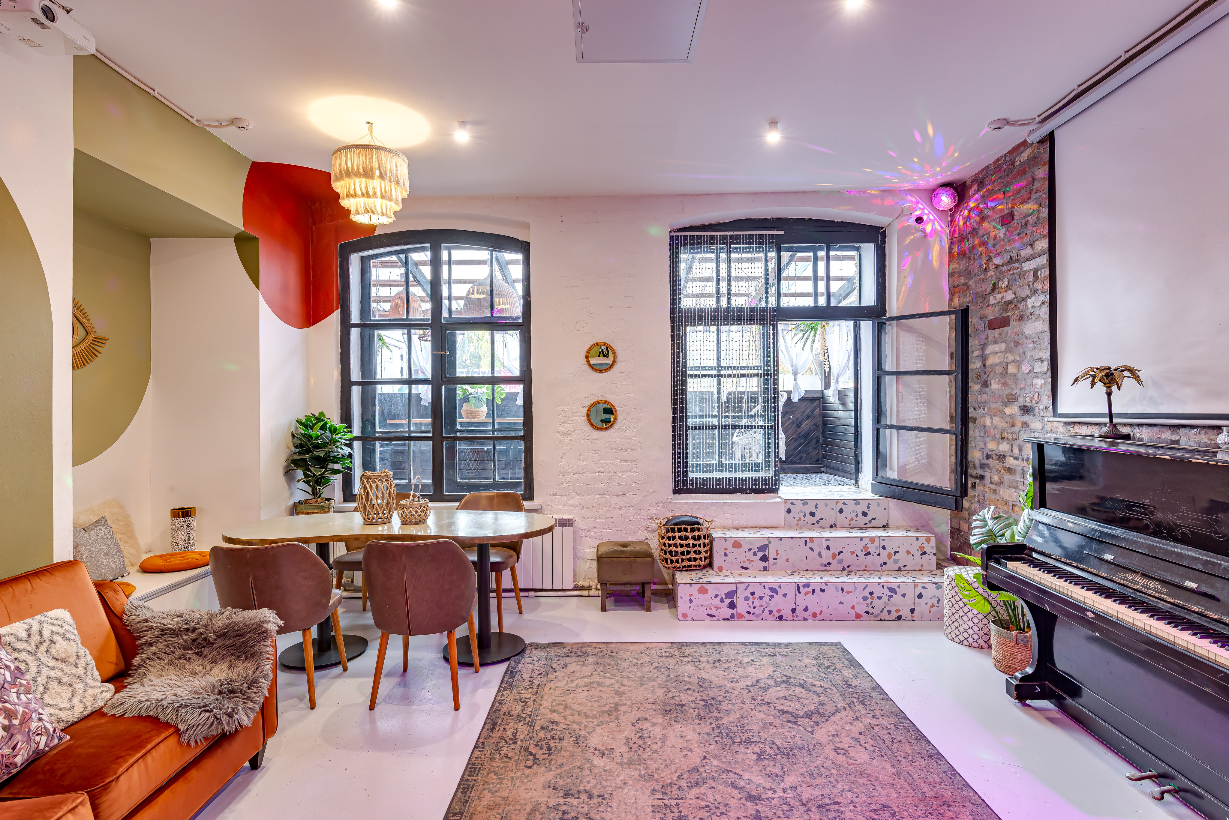 Фотография 6 площадки Лофт с верандой на Электрозаводской