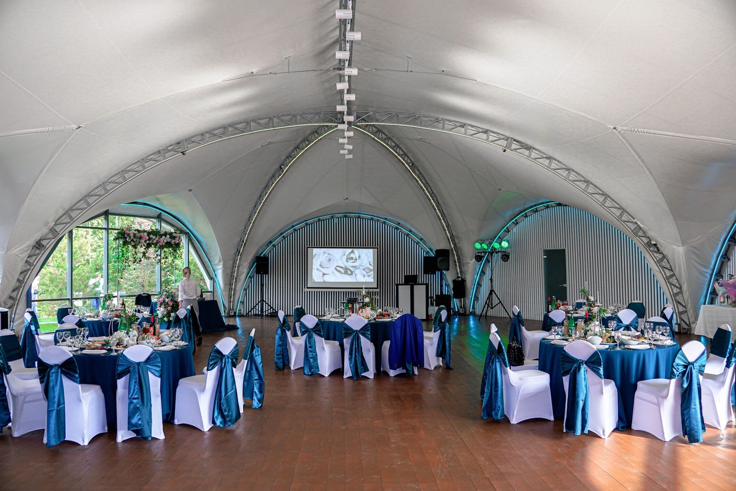 Фотография 3 площадки Загородный банкетный зал при отеле