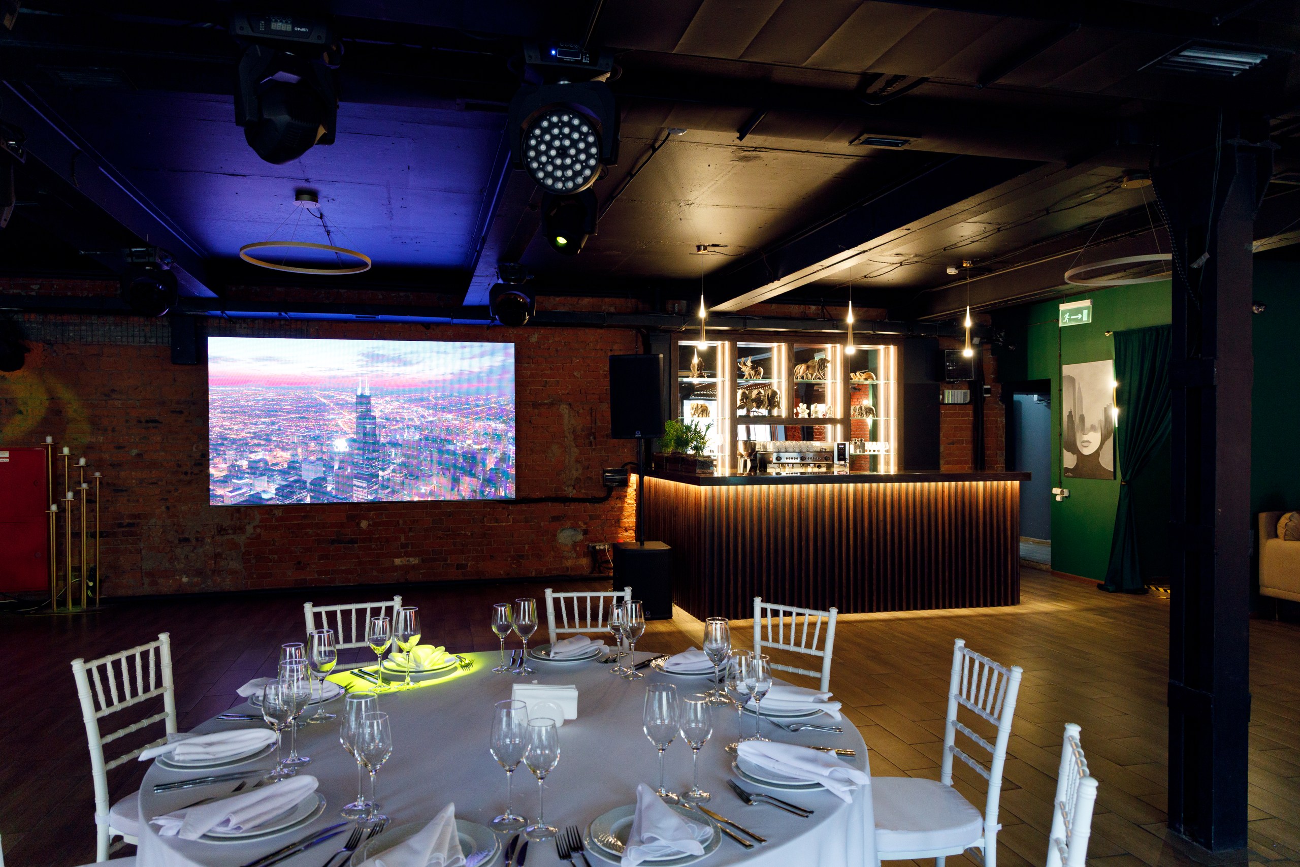 Фотография 13 площадки Лофт на территории фабрики «Красный октябрь»