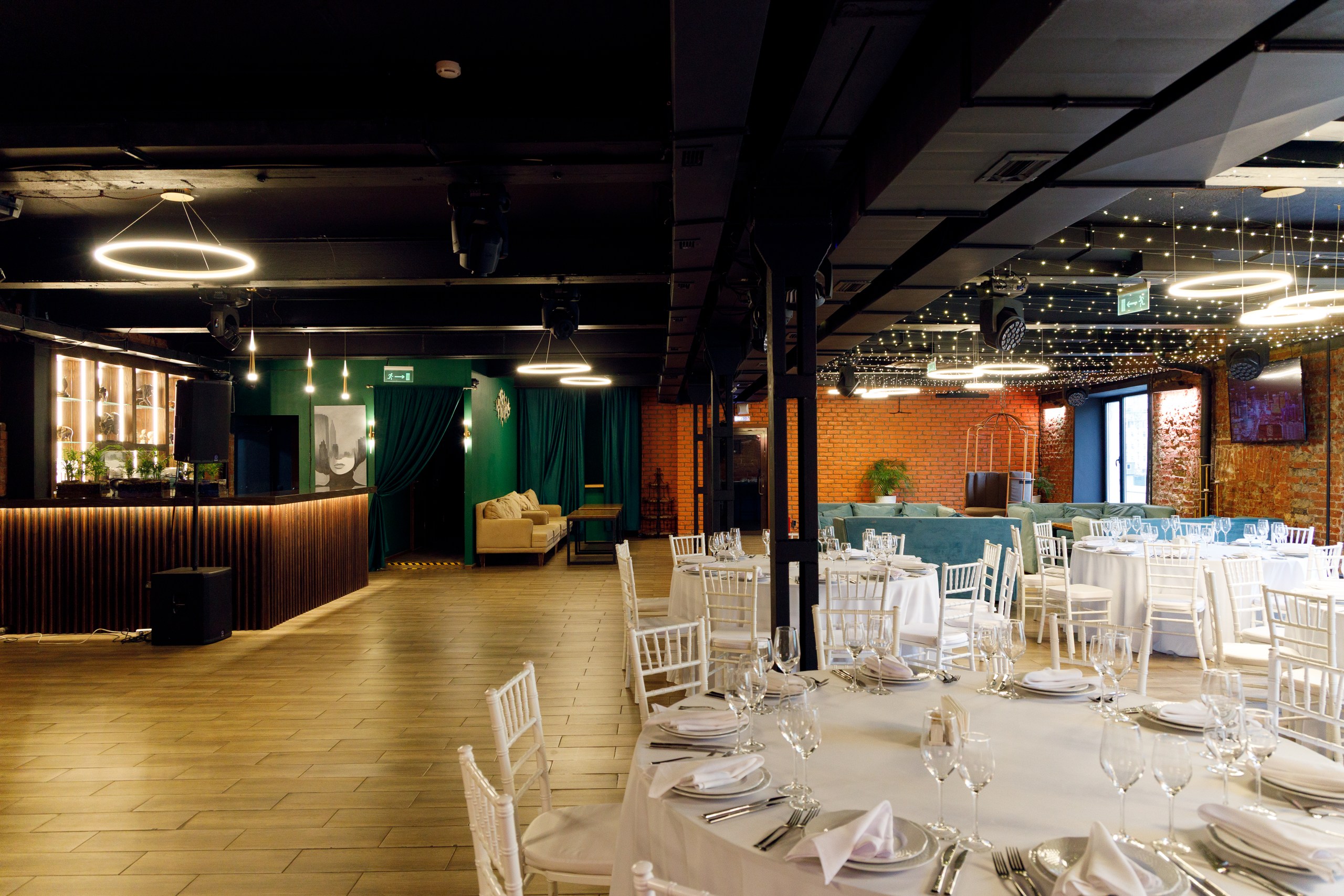 Фотография 16 площадки Лофт на территории фабрики «Красный октябрь»