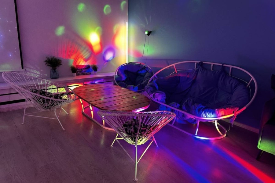 Фотография 6 площадки Светлый лофт с караоке и подвесным креслом, 8 минут от метро