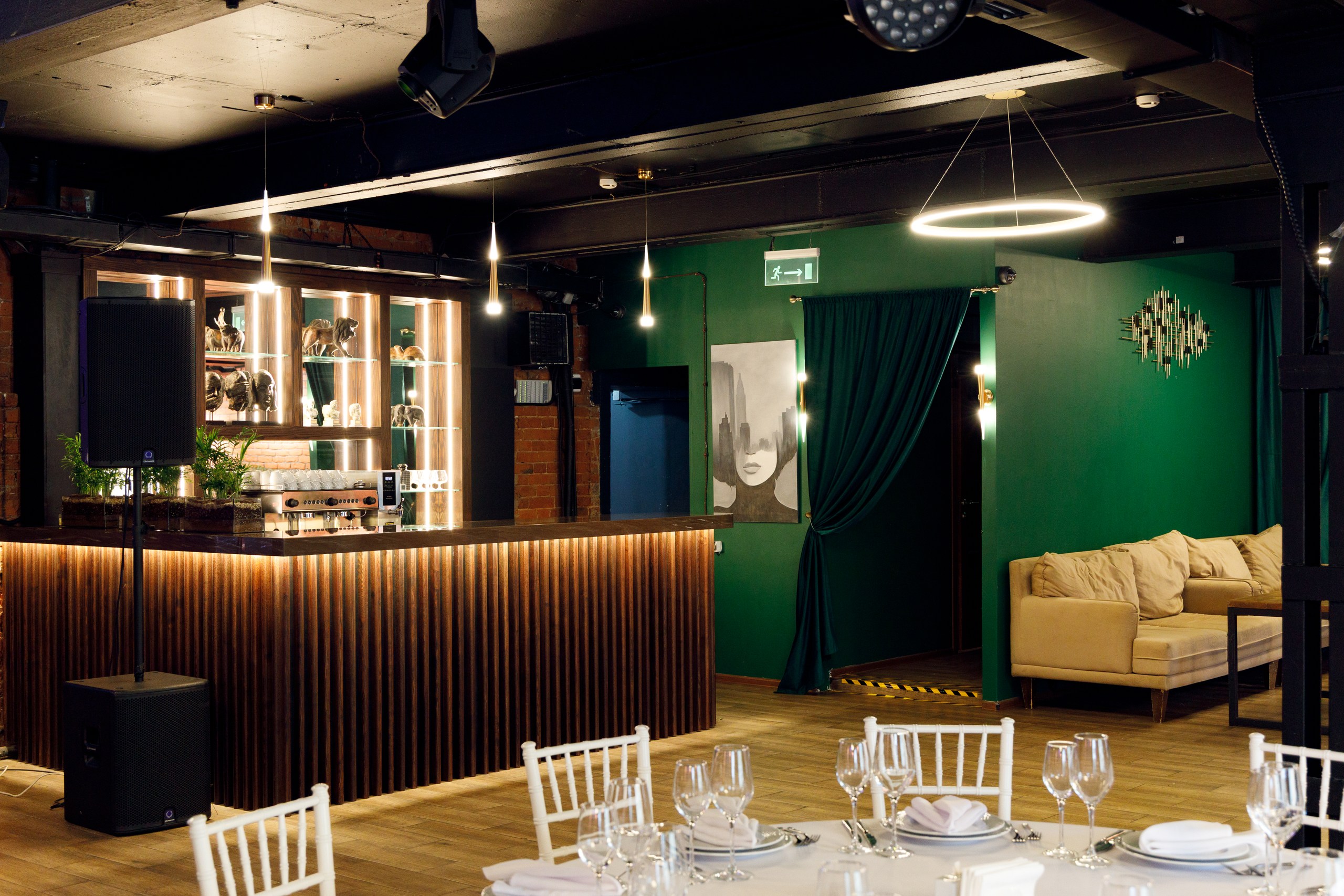 Фотография 14 площадки Лофт на территории фабрики «Красный октябрь»