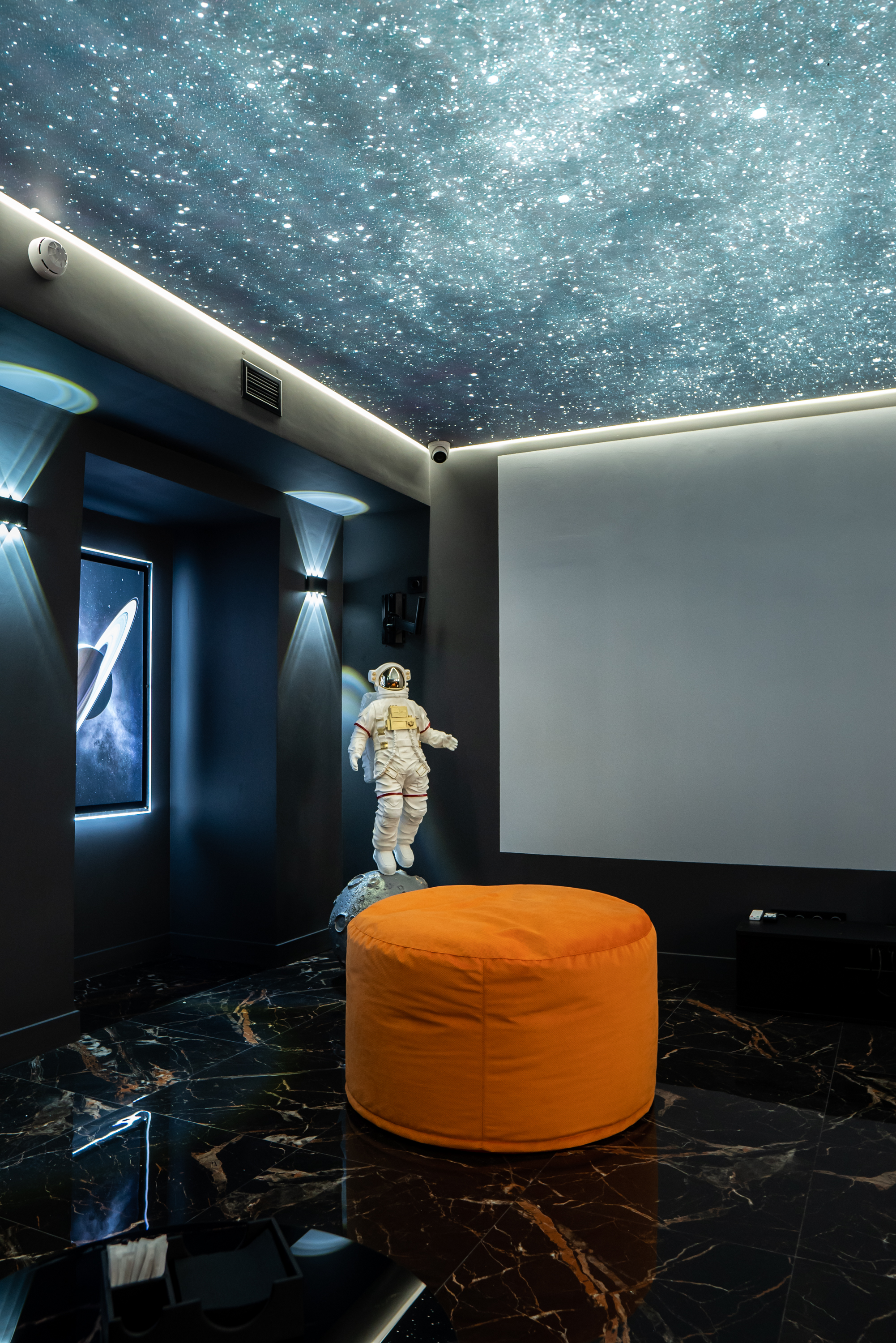 Фотография 4 площадки Караоке-лофт в центре Москвы, зал 5