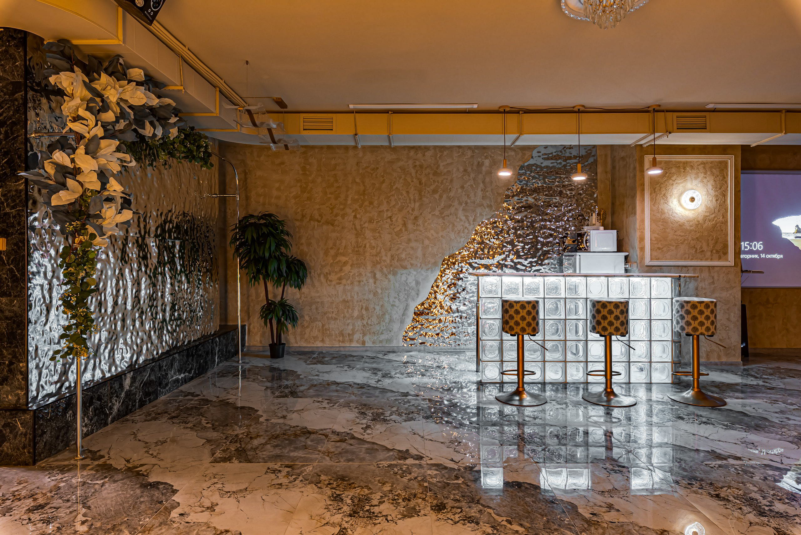 Фотография 2 площадки Люксовый лофт с зеркальной фотозоной