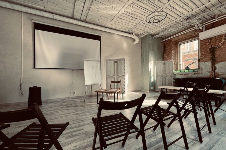 Фотография 8 площадки Светлый лофт с большим количеством окон, 7 минут от метро