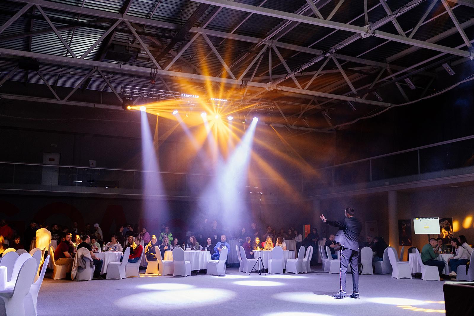 Фотография 4 площадки Банкетный зал при отеле на 1000 гостей