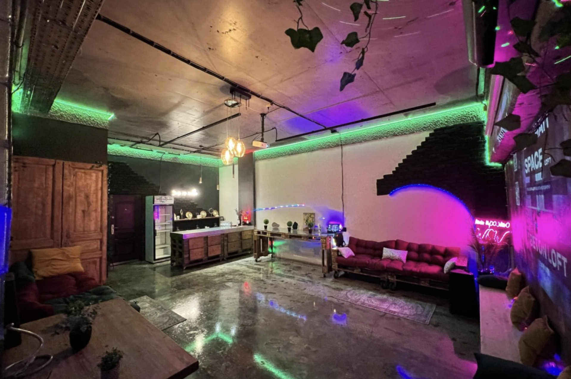 Фотография 9 площадки Стилизованный лофт с караоке в 7 минутах от метро