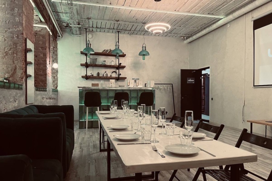 Фотография 2 площадки Светлый лофт с большим количеством окон, 7 минут от метро