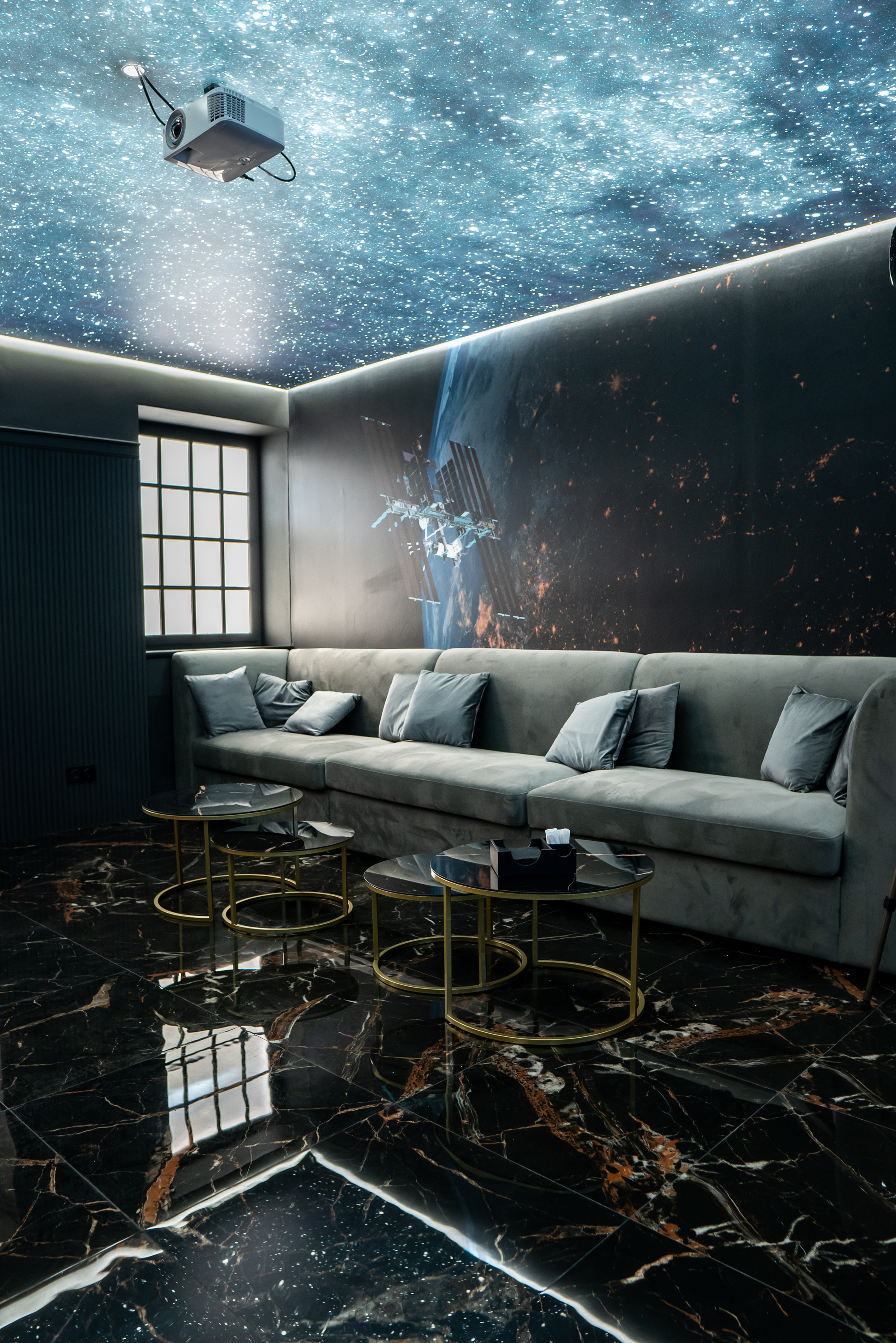 Фотография 2 площадки Караоке-лофт в центре Москвы, зал 5